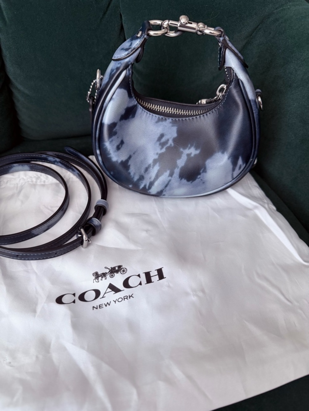 COACH Jonie Bag – Tie Dye Print / Midnight Navy - Picture 2 of 4